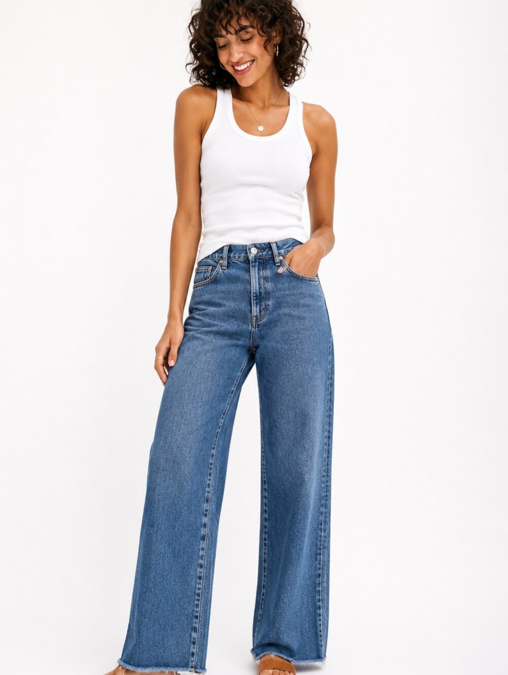 BDG Wide Leg Flare Jeans in Medium Blue